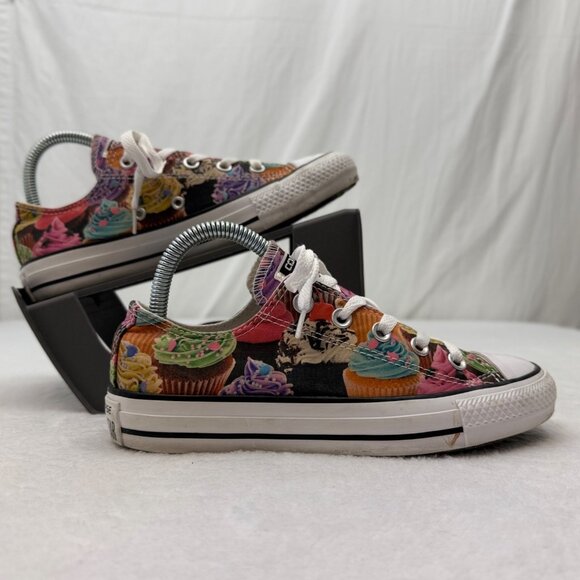 Converse All Star Cupcakes Low Top Shoes Women Size 6 2G4 VDNW 501465 - Picture 3 of 11